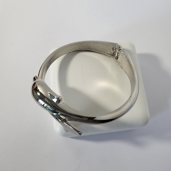 🛍️ | .925 Dolphin Bracelet - Picture 5 of 9